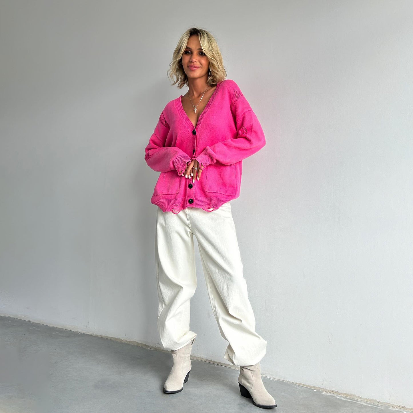 A07 Vintage Distressed Knit Cardigan – Women’s Washed Button-Up Sweater with Pockets