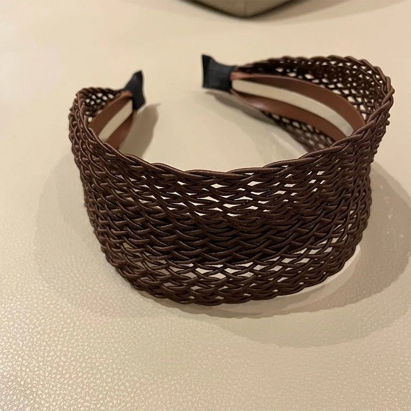 Women’s Wide Braided Straw Headband – Hollow Woven Hair Accessory