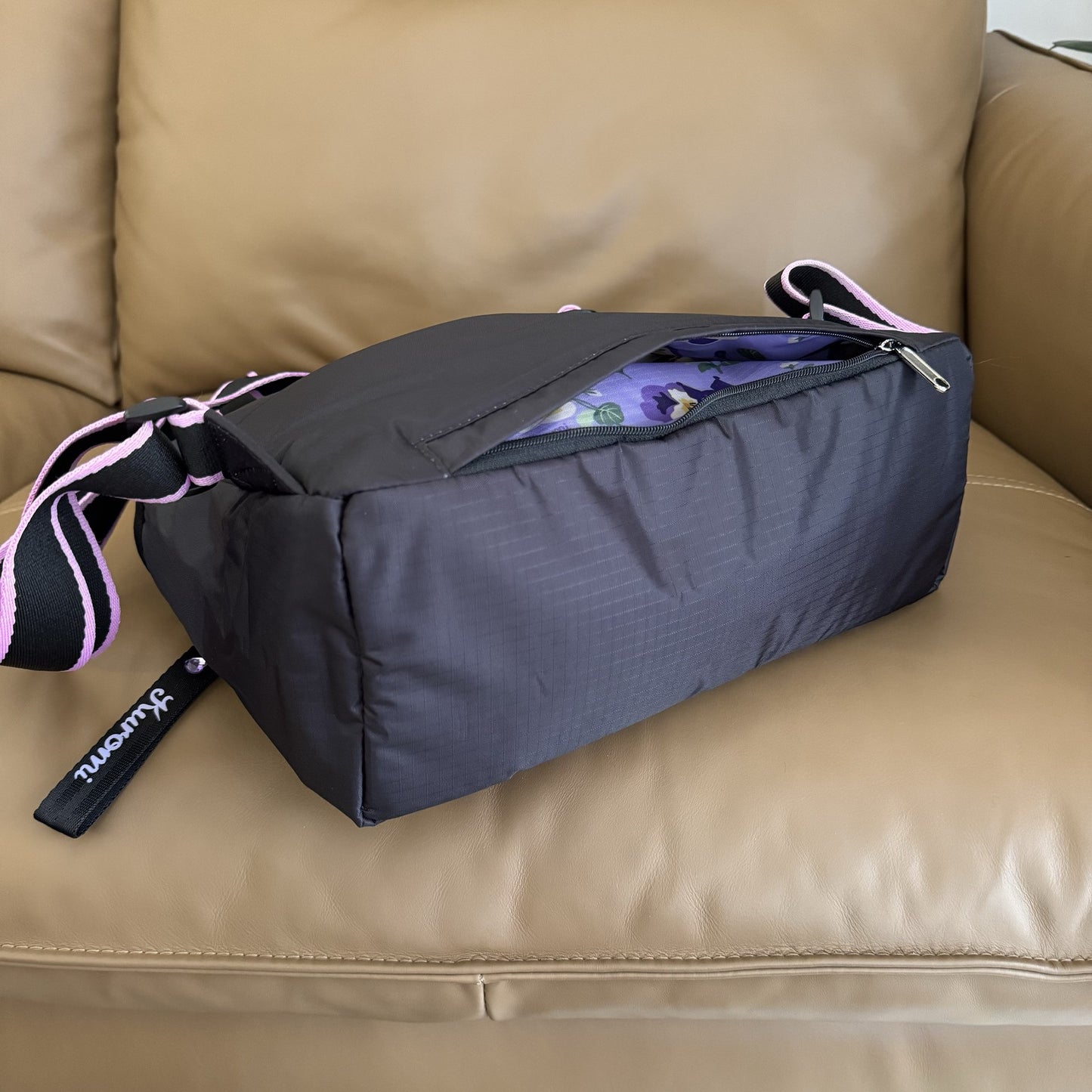 New versatile backpack student schoolbag can be put on trolley case backpack 2442