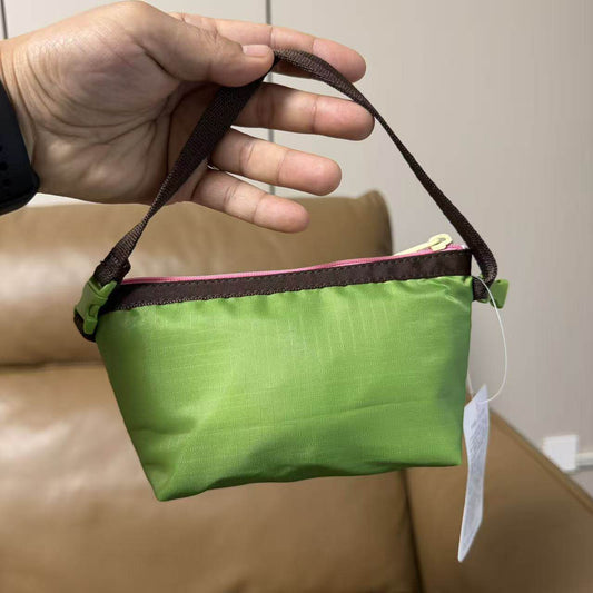 Lamb's new fashionable and lightweight messenger bag is 16 long and 10 high.