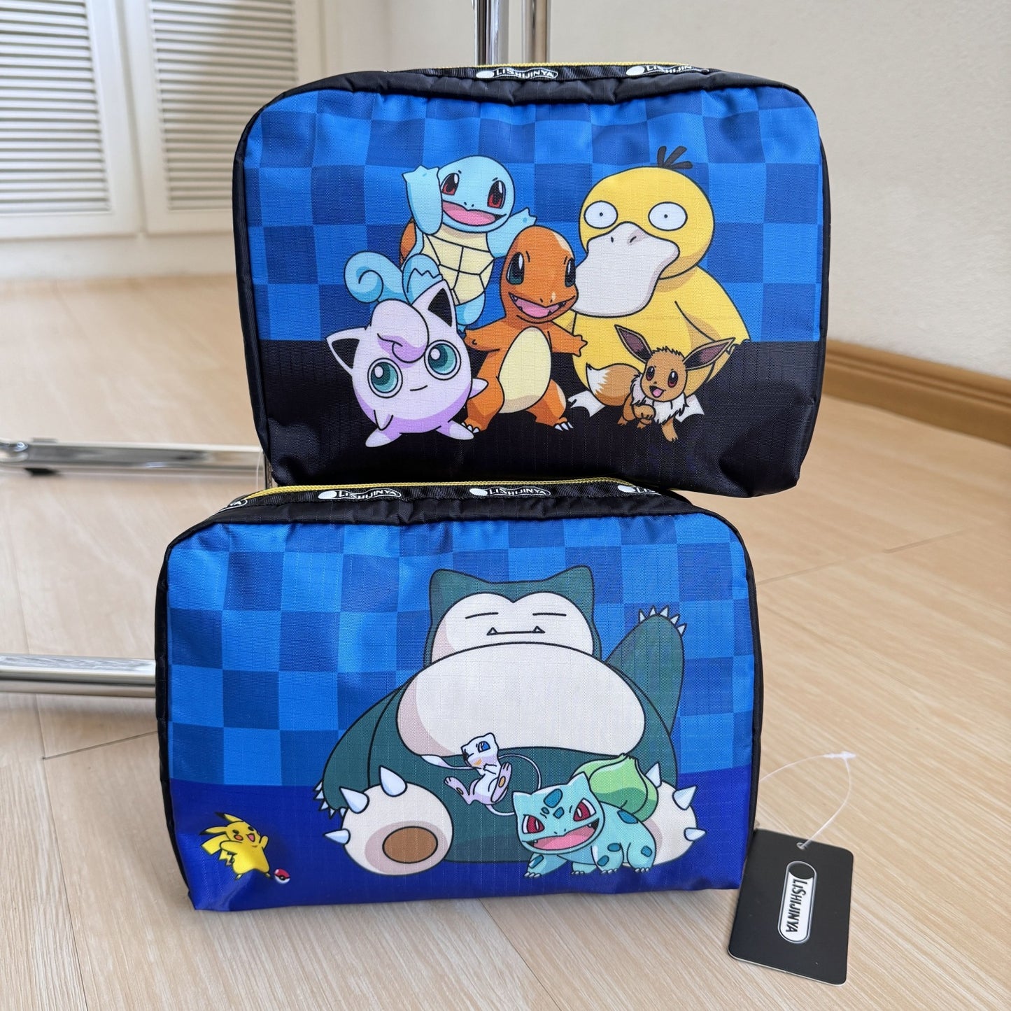 Anti-splashing cloth bag, clutch storage bag, toilet bag, cosmetic bag 7121 large size 16/22cm.