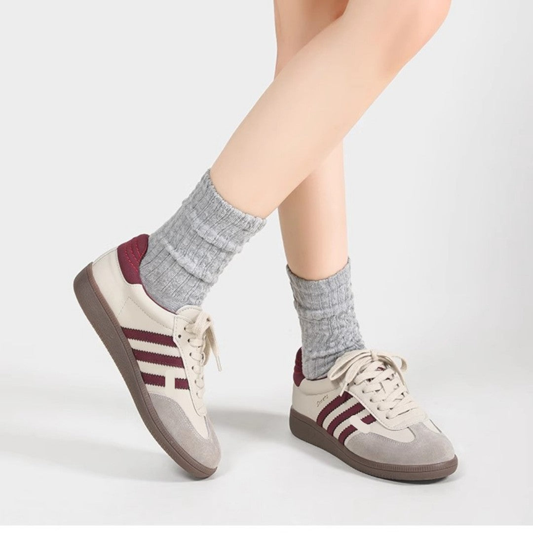 Women’s Retro Colorblock Sneakers – Raspberry Bear Classic Flat Casual Training Shoes