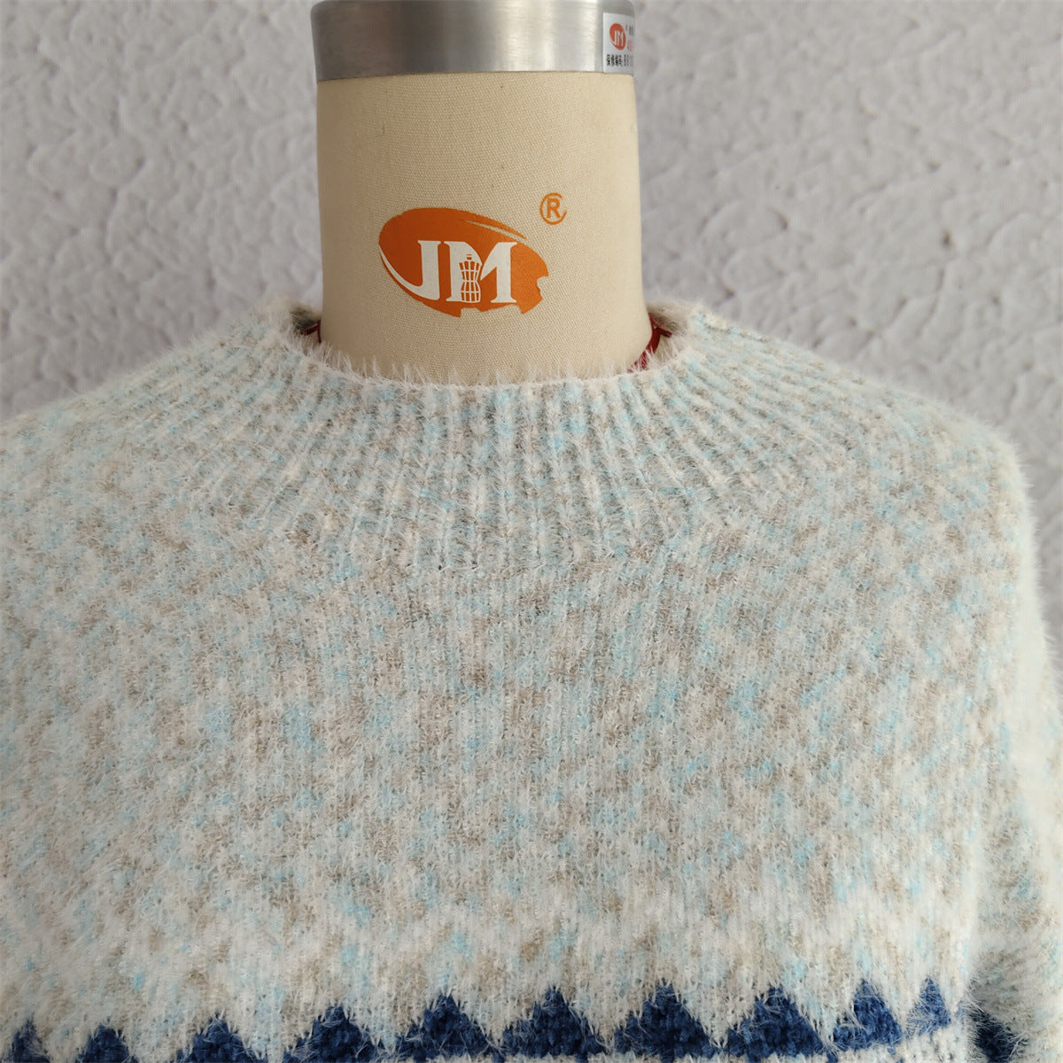 Autumn Winter 2025 Women’s Christmas Snowflake Chenille Sweater – Semi-Turtleneck Knit Pullover