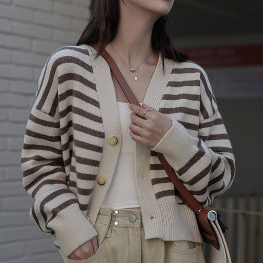 A10 Korean Style Short Knit Cardigan – Casual Loose V-Neck Sweater for Women