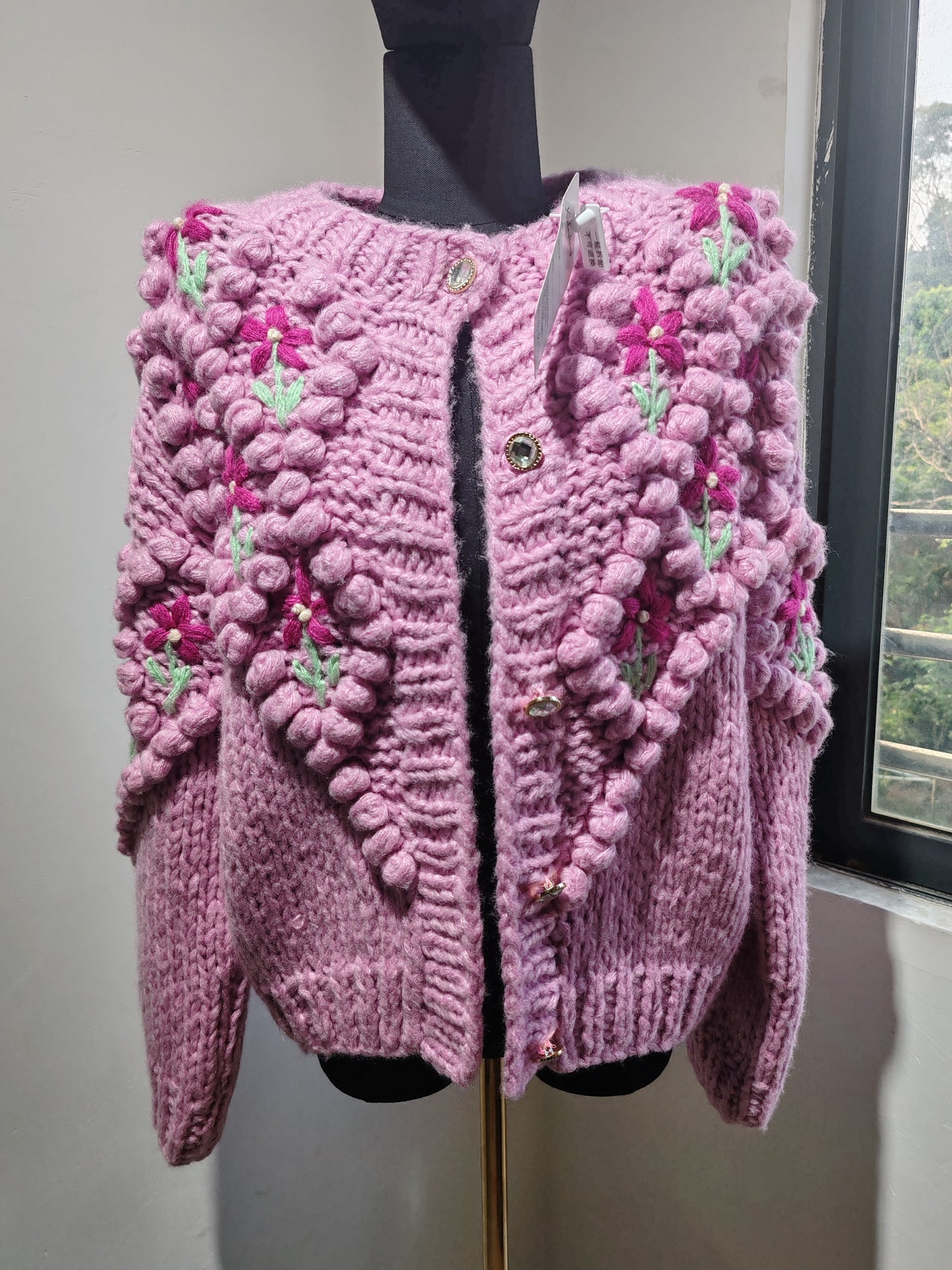 Heavy-duty handmade floral knitted cardigan