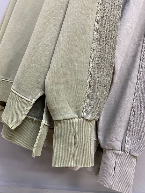 A06 Distressed Round Neck Sweatshirt – Women’s Split Hem & Sleeve Pullover