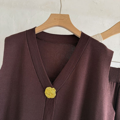 Women’s Gold Button V-Neck Knit Two-Piece Set | Loose Knit Sweater & Pants