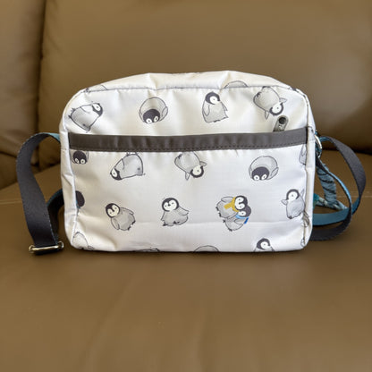 Fashion shoulder messenger bag multi-compartment large capacity lightweight 2434 printed bag anti-splashing water