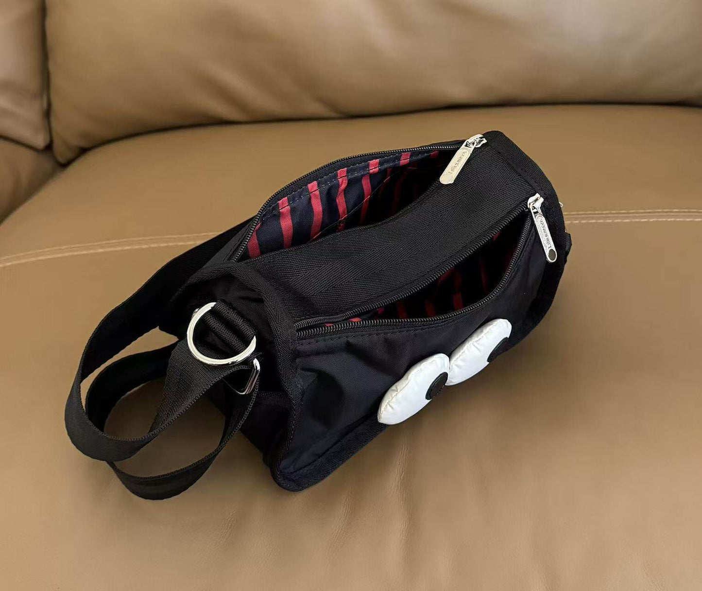 Cartoon bag unmarked female messenger bag new casual anti-splashing small square bag shoulder cloth bag H020