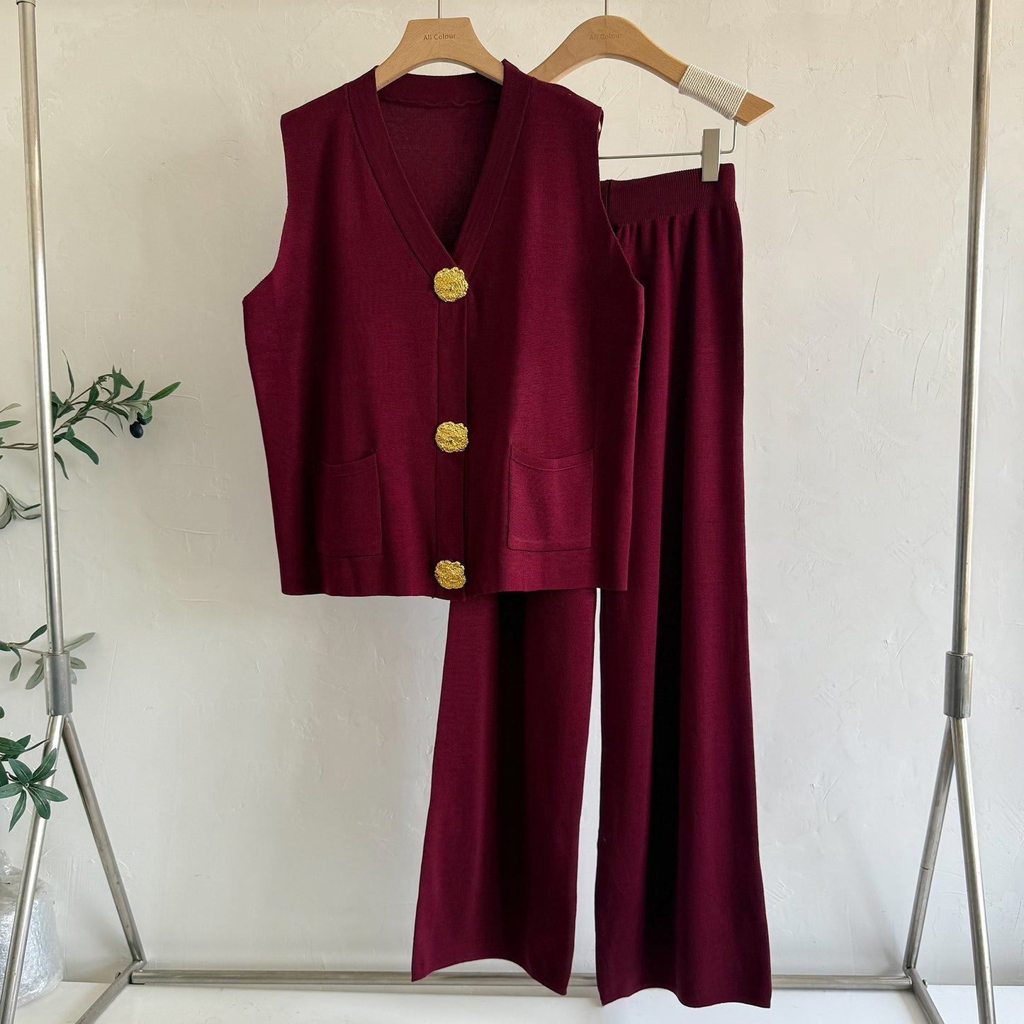 Women’s Gold Button V-Neck Knit Two-Piece Set | Loose Knit Sweater & Pants