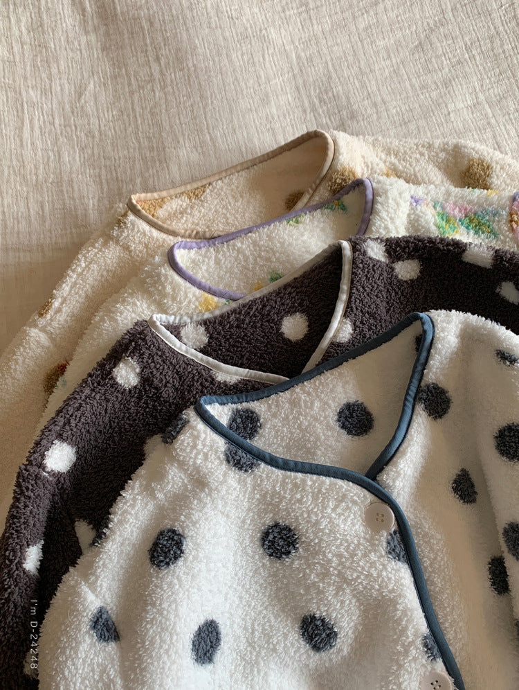 Women’s Plush Fleece Loungewear Set – Warm Casual Homewear Pajamas with Bear & Floral Print