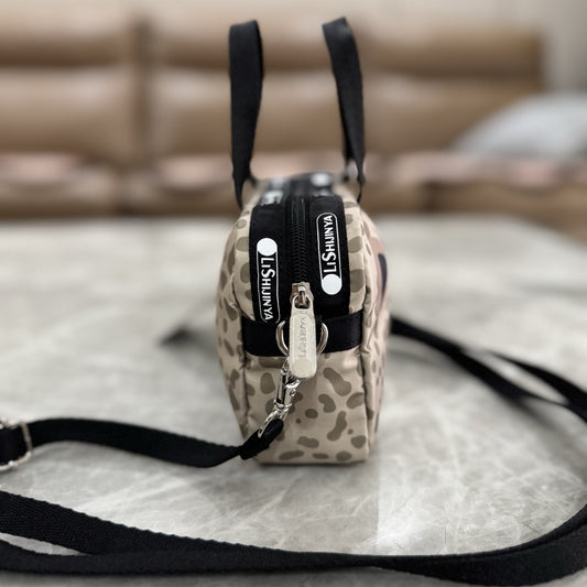 Cartoon, new shoulder crossbody handbag Cartoon mobile phone bag 4298