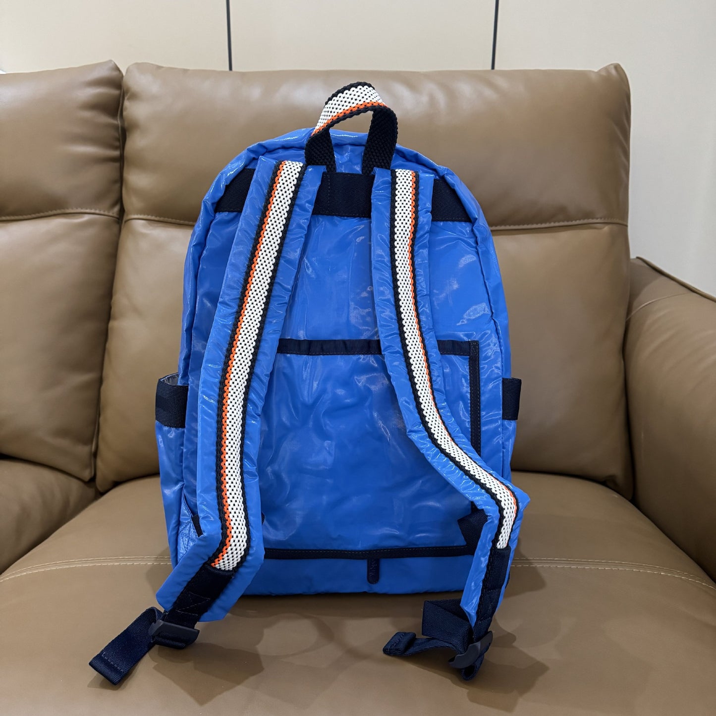 New backpack backpack travel backpack 3504 can be inserted trolley case size 40/30/11