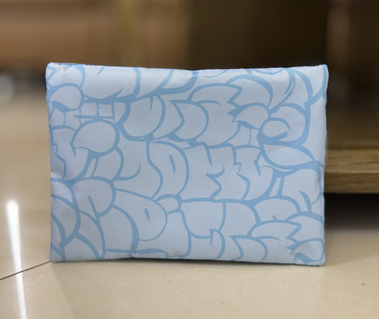 Cartoon one-piece finishing bag, mask bag, large-capacity zipper storage bag, size: 20/15cm