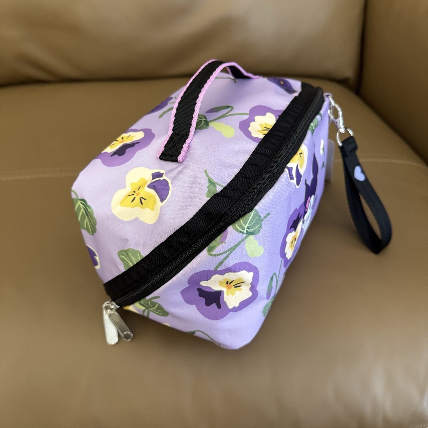 New exquisite women's bag, bag, cosmetic bag, small clutch bag X187 size, length 24, height 13, thickness 10.