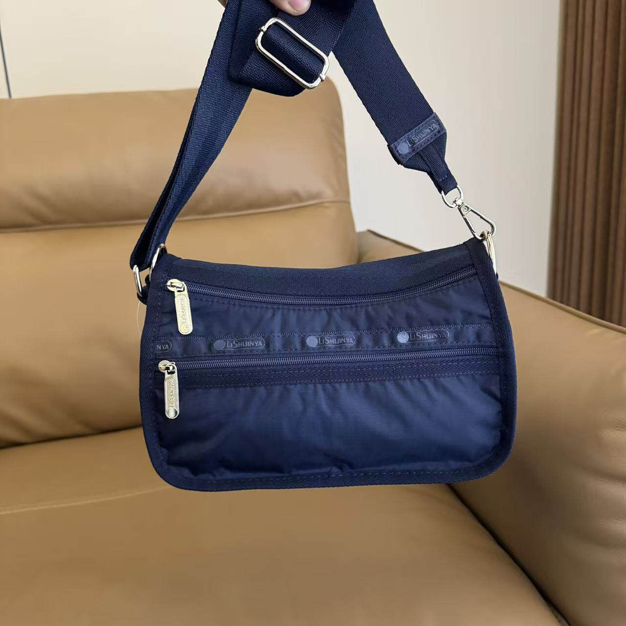Bag Women's messenger bag New casual anti-splashing small square bag Shoulder cloth bag H020