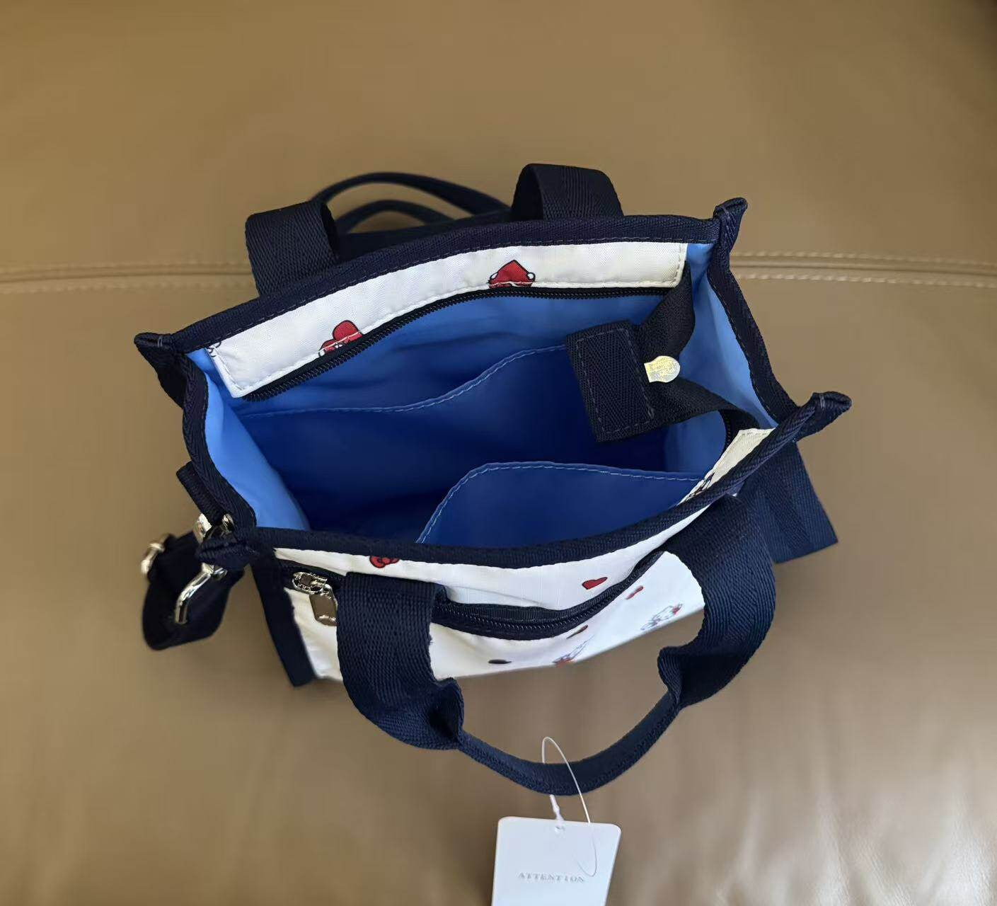 Cartoon shoulder bag handbag, messenger bag 3714 size 21/19/6 cm