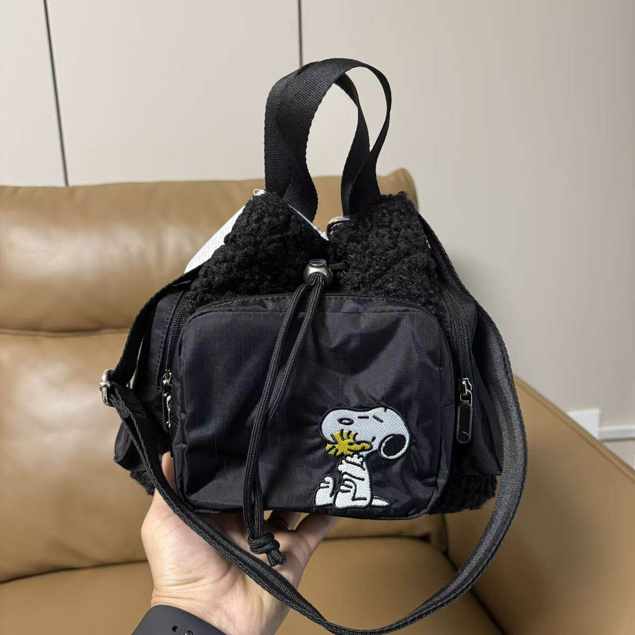 New simple drawstring travel commuting portable messenger bag women L217/height 20, width 25