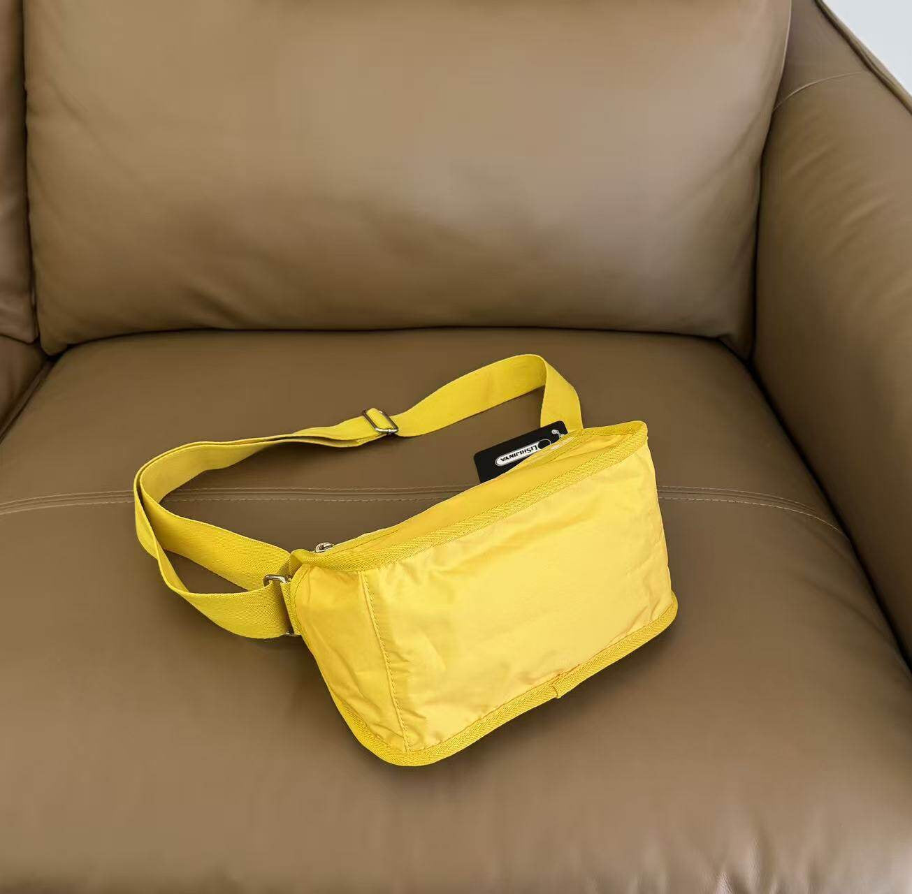 Cartoon bag Women's messenger bag New casual anti-splashing small square bag Shoulder cloth bag H020