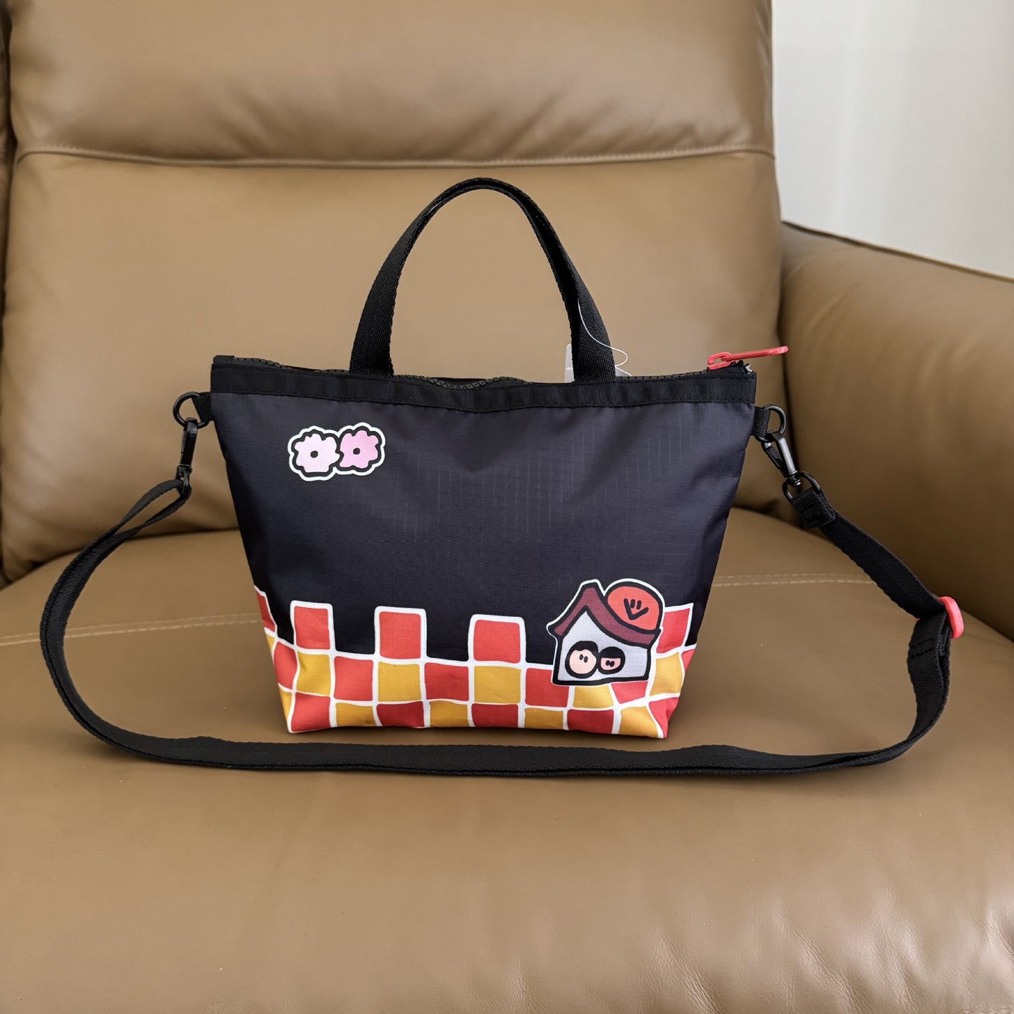 Cartoon new trend large capacity messenger handbag L137 18 * 26