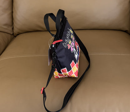 Cartoon new trend large capacity messenger handbag L137 18 * 26