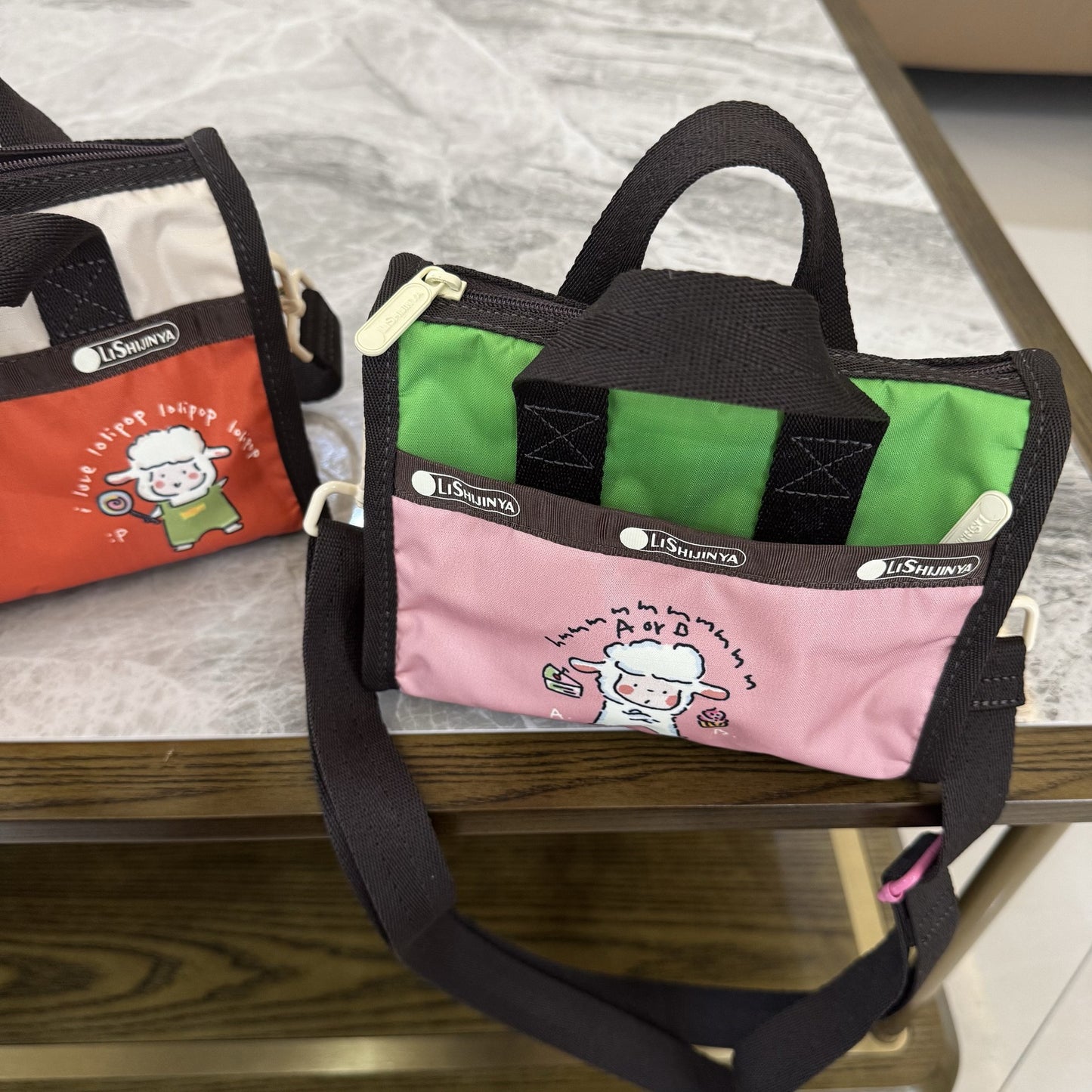 LOGO English Different New Products Casual Small Square Bag Women's Nylon Cloth Bag Sports Mini Crossbody Clutch Bag 3273