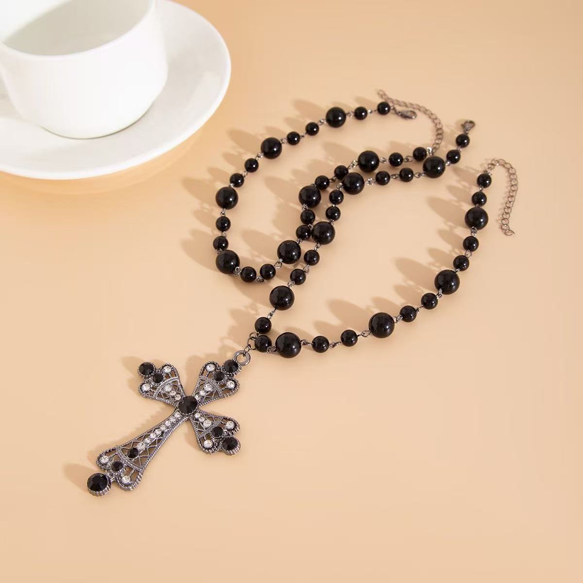 Fashion Multi-Layer Faux Pearl Cross Choker | INS Geometric Alloy Collar Necklace for Women