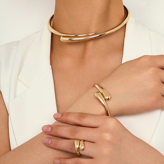 Women’s Minimalist Metal Jewelry Set | Geometric Choker, Bracelet & Ring Trio