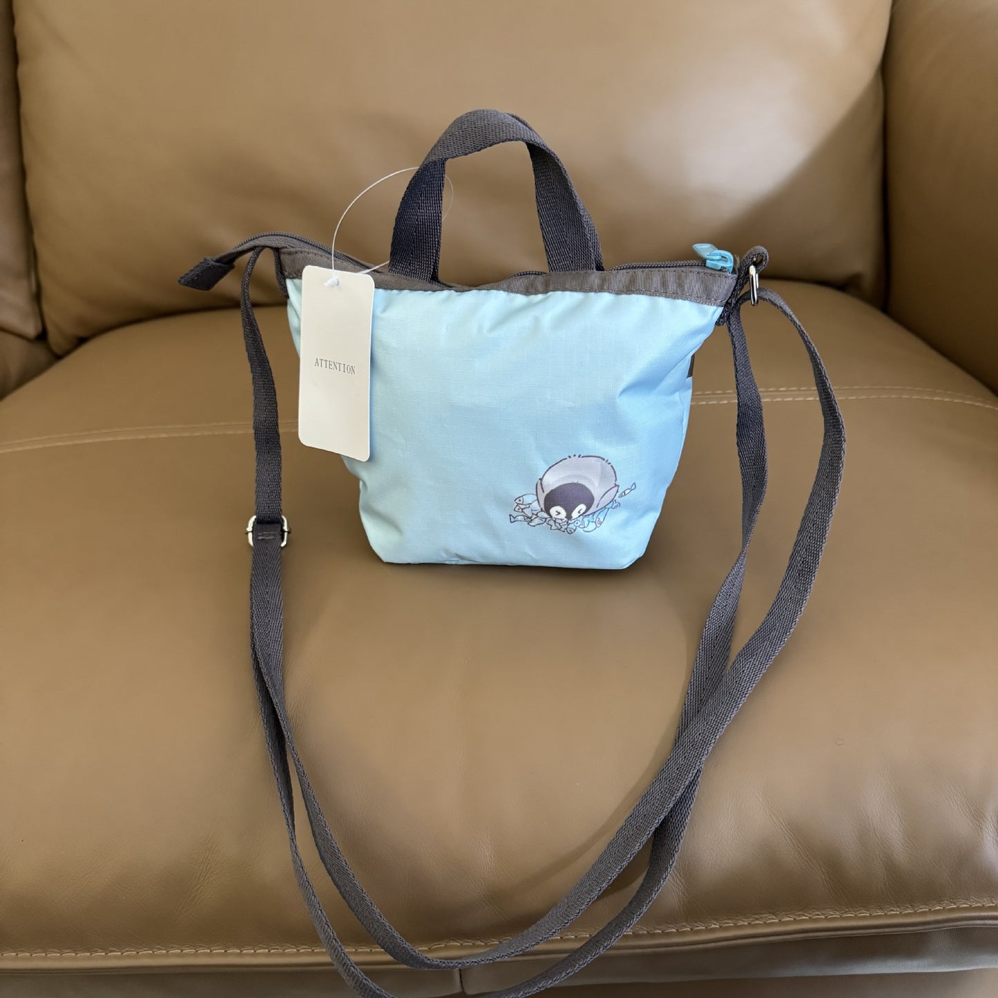Cartoon 3785 small portable messenger bag, crescent bag, cooperative 19/13/6 cm