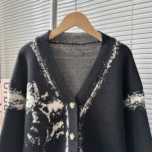 Autumn Winter 2025 Women’s Black & White Rose Knit Cardigan – Thick Cozy Pullover Sweater