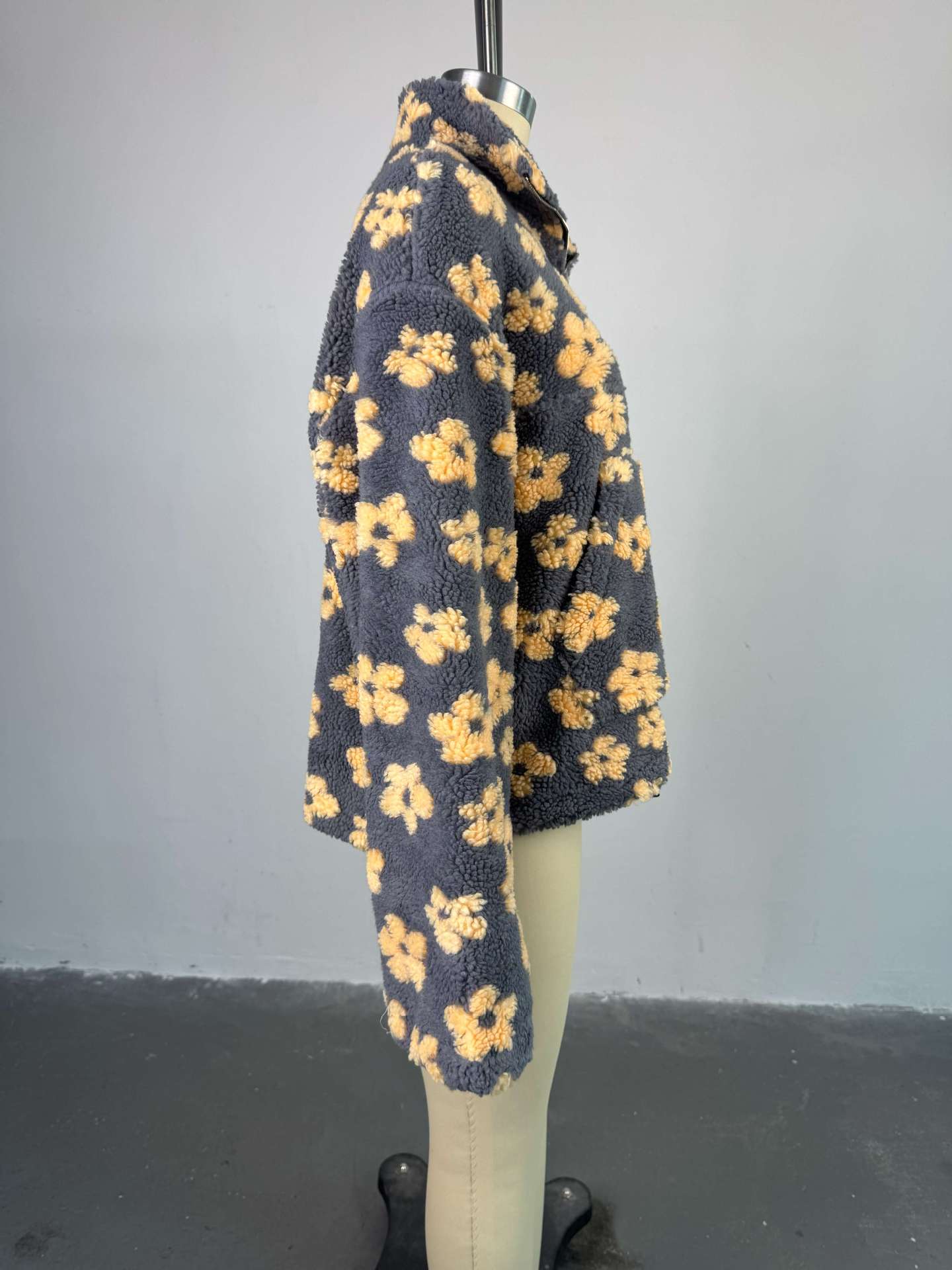 Women’s 2025 Spring Faux Shearling Zip-Up Sweatshirt | Loose Fit Printed Long Sleeve Hoodie